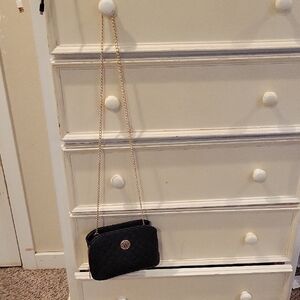 Elegant Black Quilted Shoulder Bag